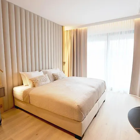 Infinity Senso330 Baltic アパート